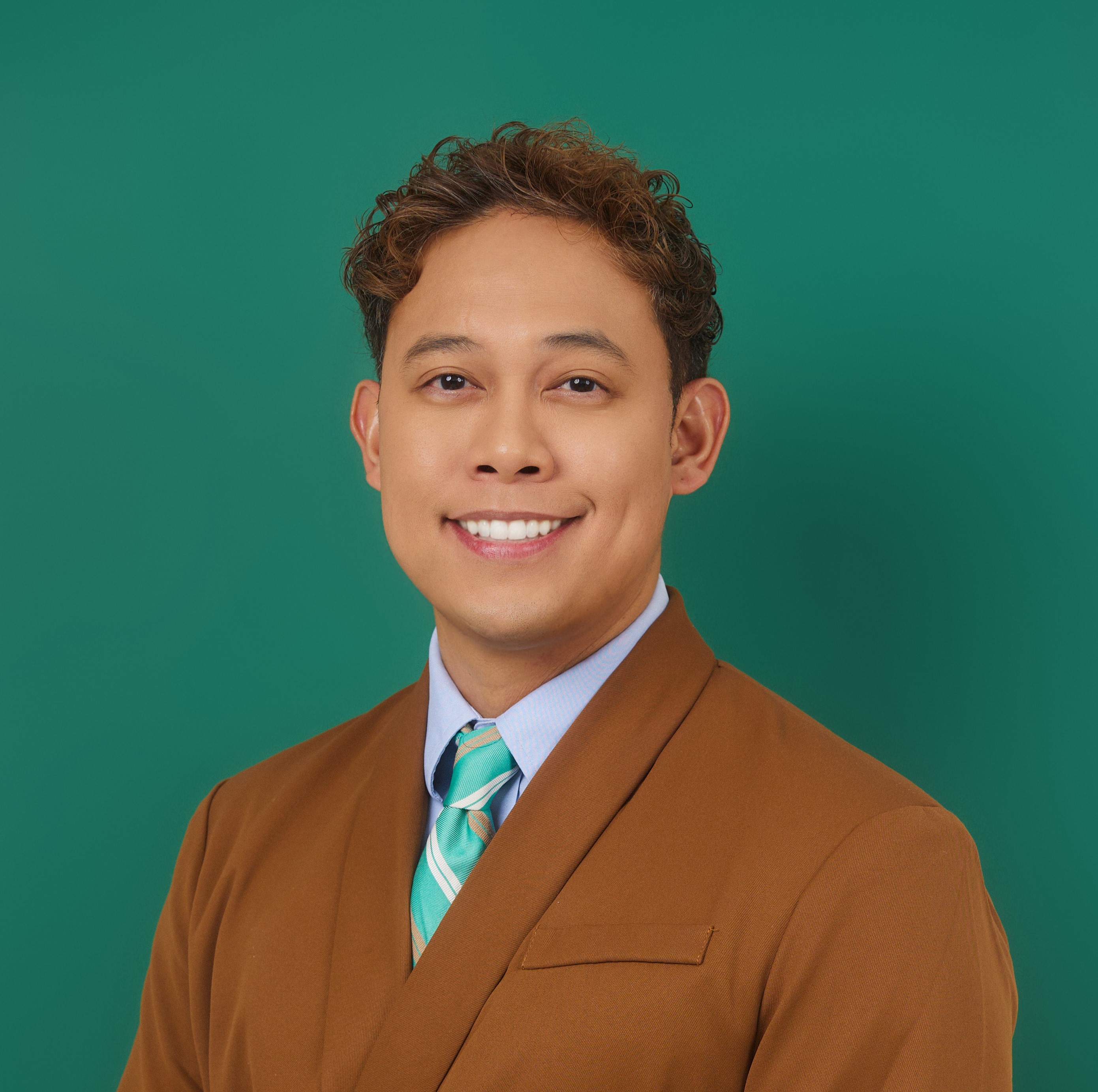 headshot of Joshua Moralejo